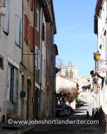 Aurignac (2) copyright